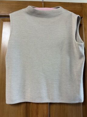 Sleeveless Knit Tank Top in Light Taupe